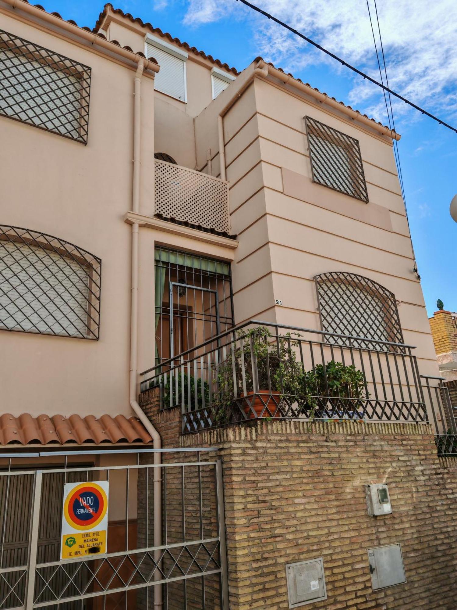 Junto Al Metro Del Centro De Sevilla! San Juan de Aznalfarache Kültér fotó
